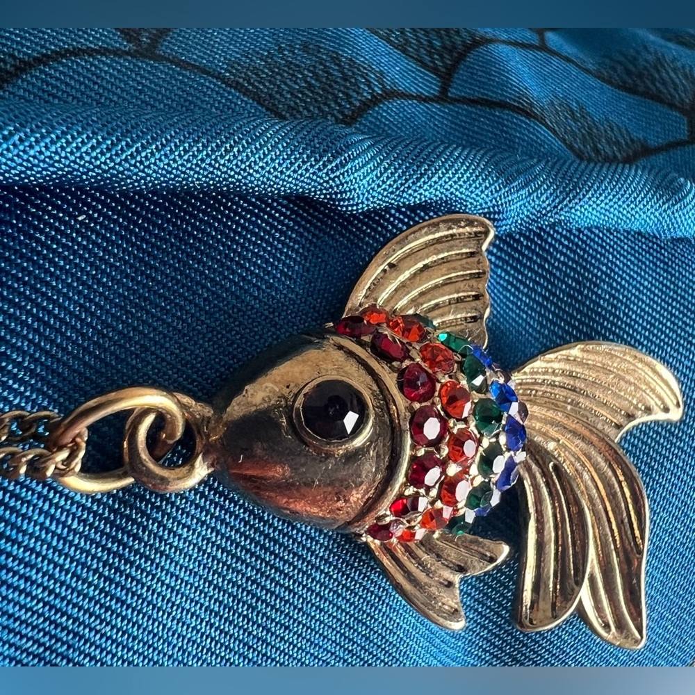 ๐ NECKLACE ๐ - Picture 2 of 8